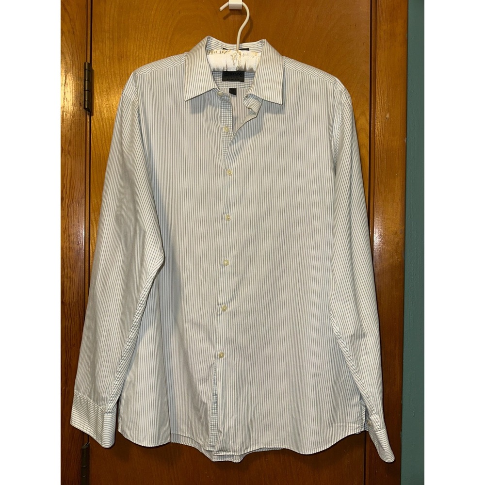 Arrow Men's Slim Fit Wrinkle Free Striped Dress Shirt Size Medium‎ 16 1/2, 34/35